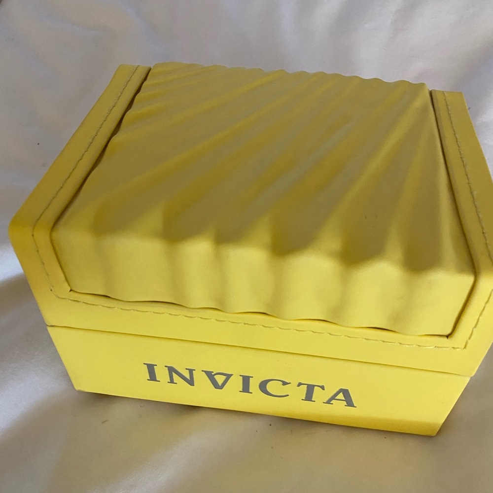 Invicta Watch Model 2772 - Picture 2 of 5